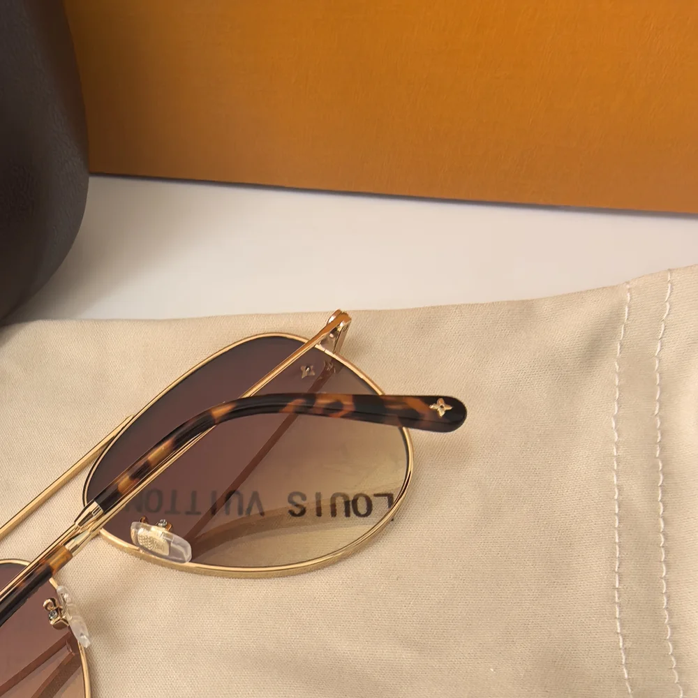 Louis Vuitton Gold Aviator Sunglasses - Picture 3 of 6